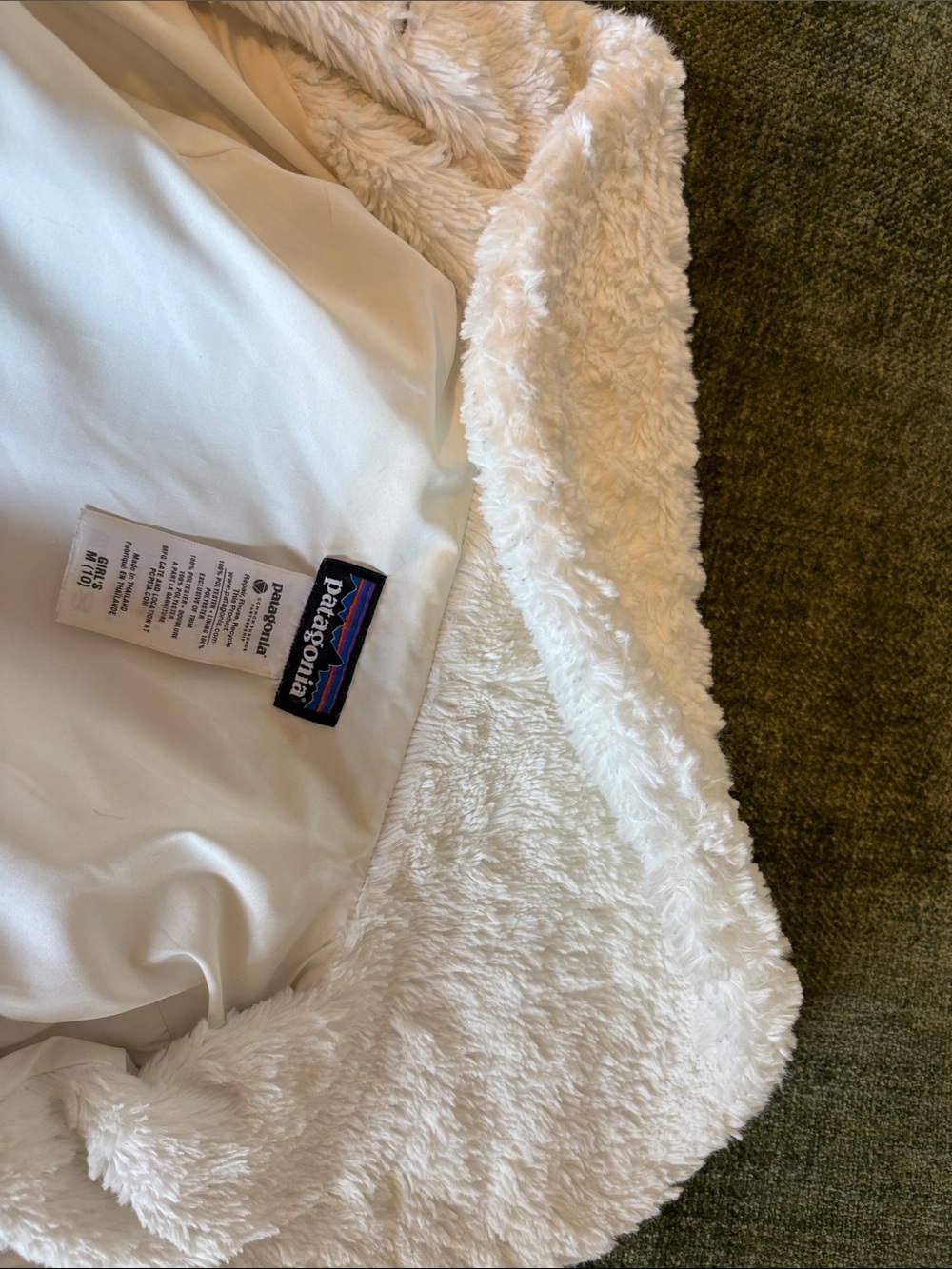 Patagonia White Faux Fur Girls Medium (10) Coat/Jacket - Picture 8 of 13